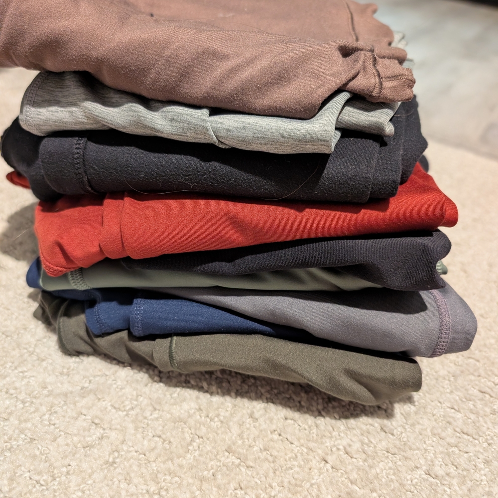 9 Pairs Of Athletic Leggings